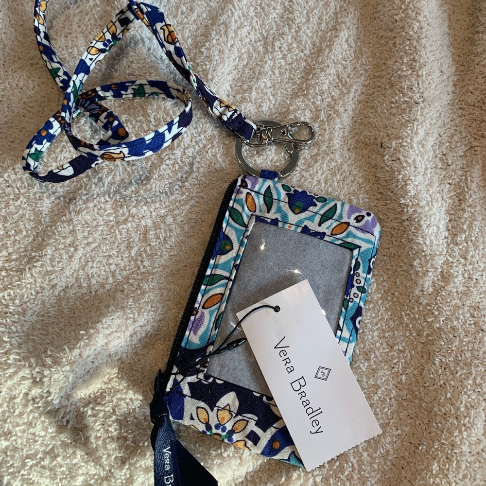 NWT Vera Bradley Zip ID & Lanyard Lisbon Medallion Cool